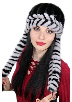 Вязаная норка с ушами "Алекта"