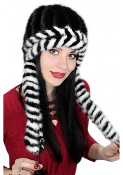 Вязаная норка с ушами "Канти"