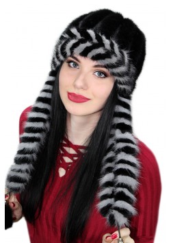 Вязаная норка с ушами "Телисия"