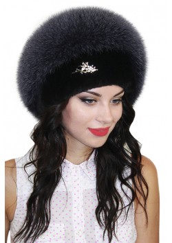 Теплая шапка "Лара"