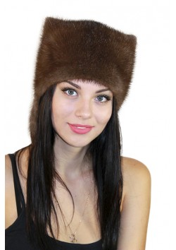 Стильная шапка "Пума"